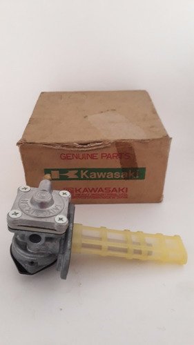 Válvula Pescador Tanque de Combustível Kawasaki Ninja ZX1000R, ZX1000A1 OEM 51023-1119  Imagem